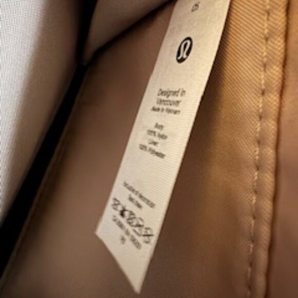 Lululemon Black Crossbody – Like New - Picture 4 of 4